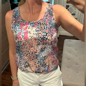 Olive & Oak Sleeveless Tank Top - S